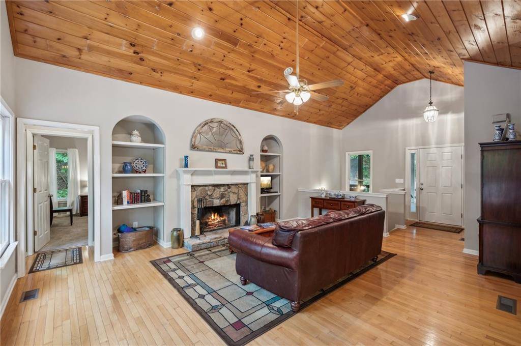 Jasper, GA 30143,339 Hickory TRL
