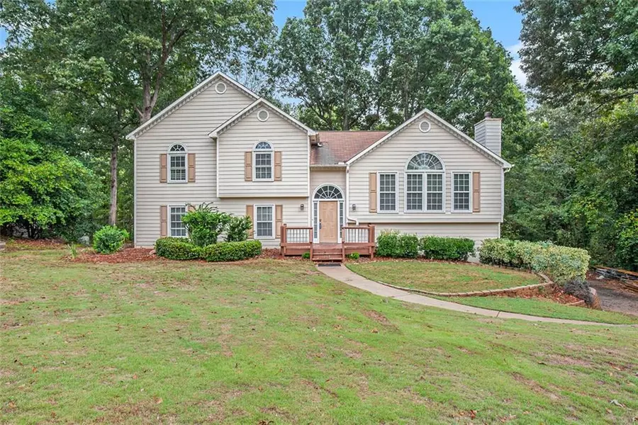 119 Springwater Trce, Woodstock, GA 30188