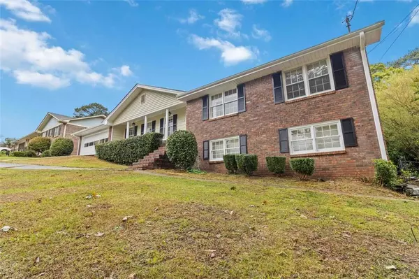 Stone Mountain, GA 30087,5151 VIVID DR