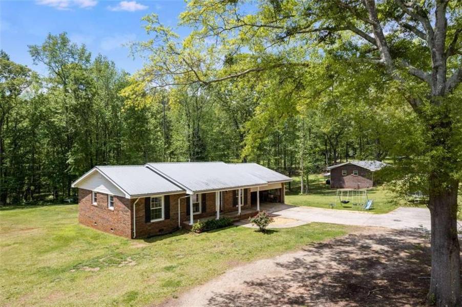 5600 Smithfield RD, Bowdon, GA 30108