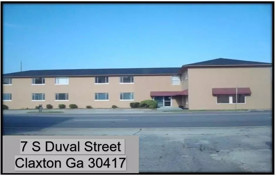 7 Duval ST, Claxton, GA 30417