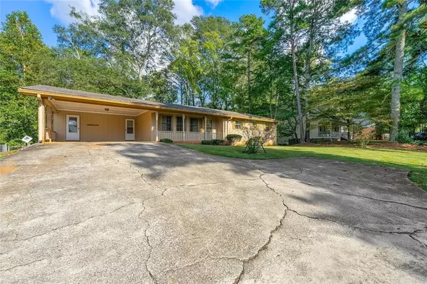 Lawrenceville, GA 30044,652 Oak RD SW