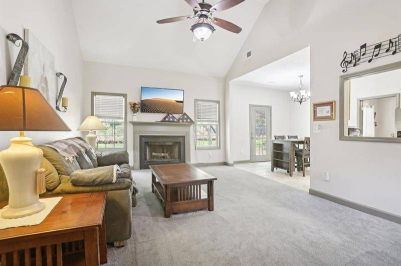 Flowery Branch, GA 30542,3676 Misty Oak DR