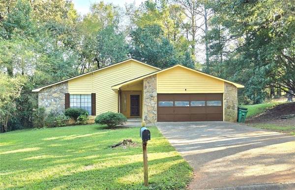 4437 Blackbirch LN, Decatur, GA 30034