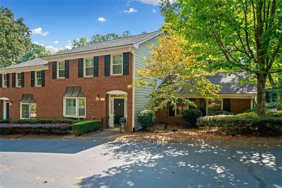 101 Dunwoody Chace, Atlanta, GA 30328