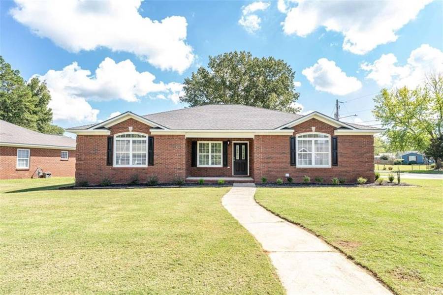 2 Graben DR, Rome, GA 30165