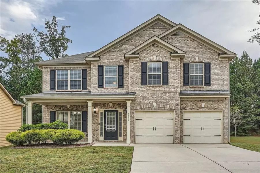 6624 Oak Hill PASS, Fairburn, GA 30213