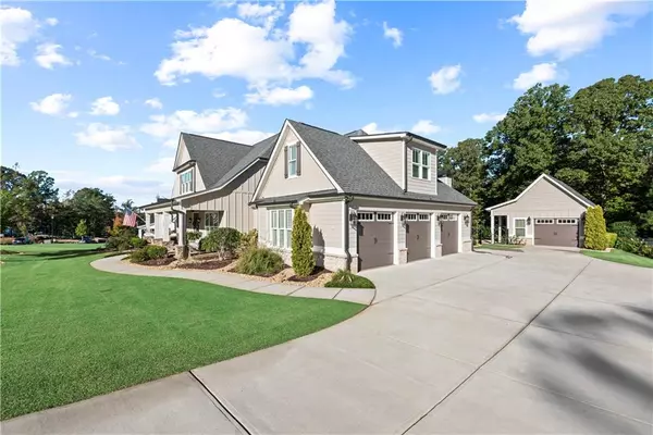 Newnan, GA 30263,157 Waterview CIR