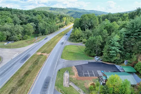 Lakemont, GA 30552,7534 Hwy 441S