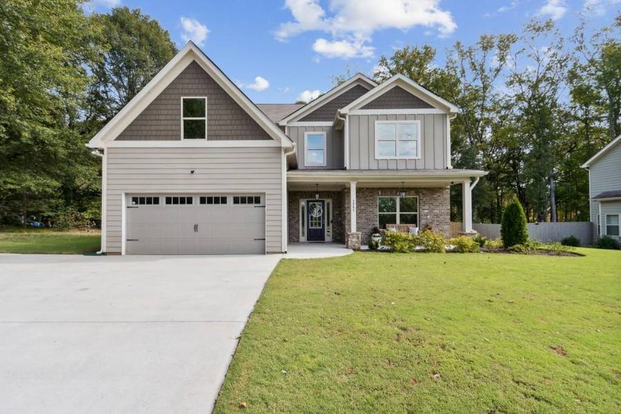 5984 Lights Ferry RD, Flowery Branch, GA 30542