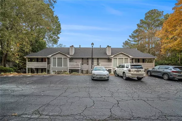 609 Natchez TRCE,  Sandy Springs,  GA 30350