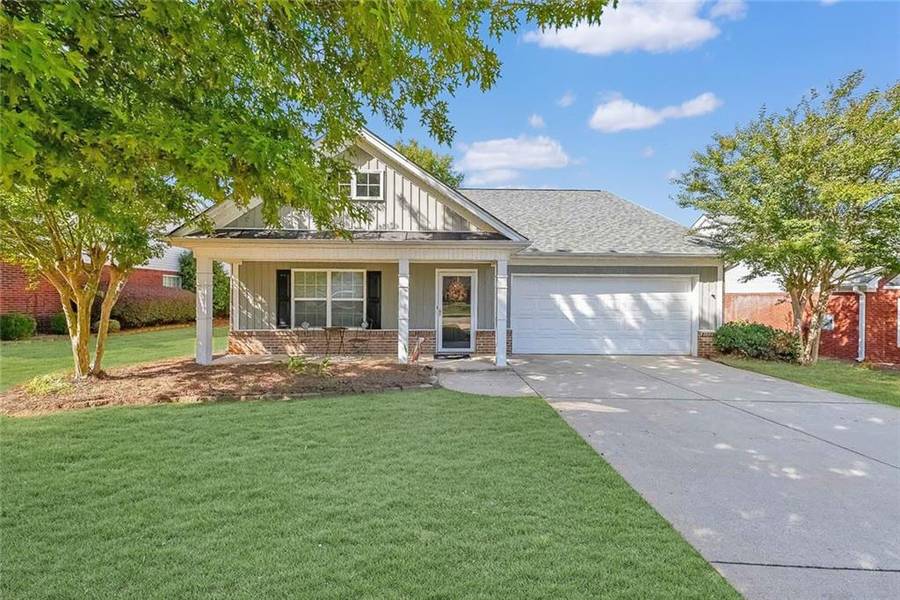 295 Lakeview Bend CIR, Jefferson, GA 30549