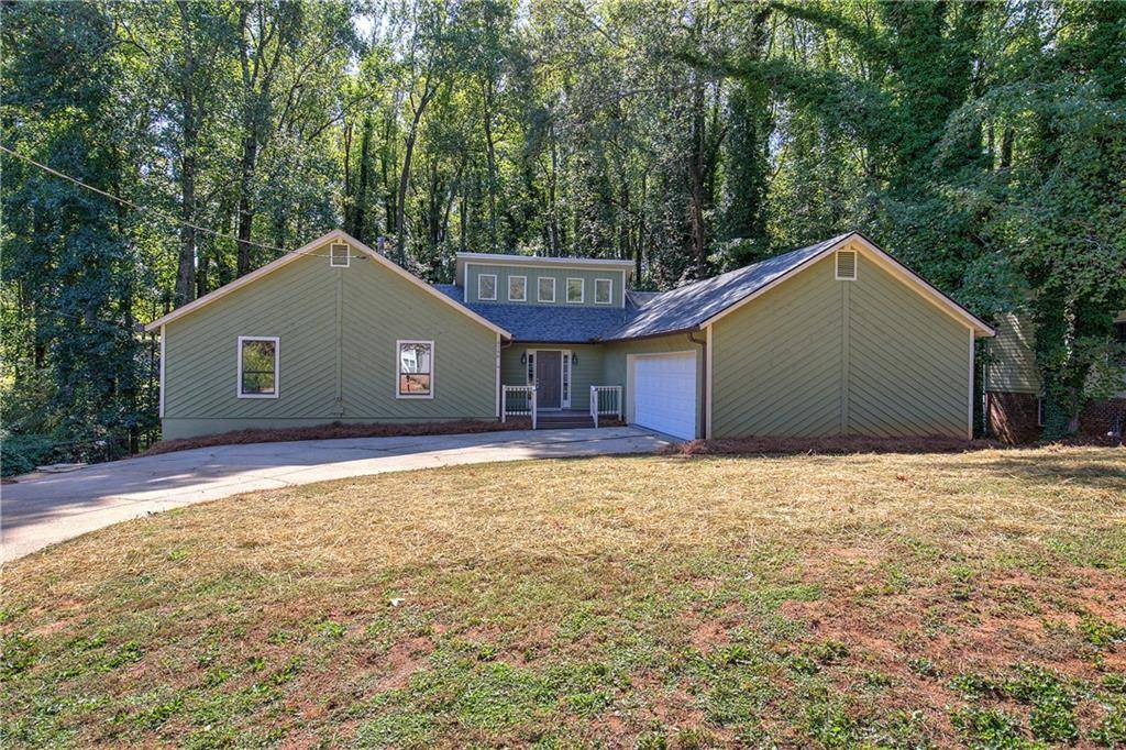 6790 Fairway Ridge DR, Douglasville, GA 30134