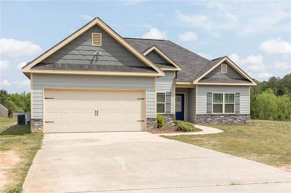 3 Hope ST, Fort Mitchell, AL 36856