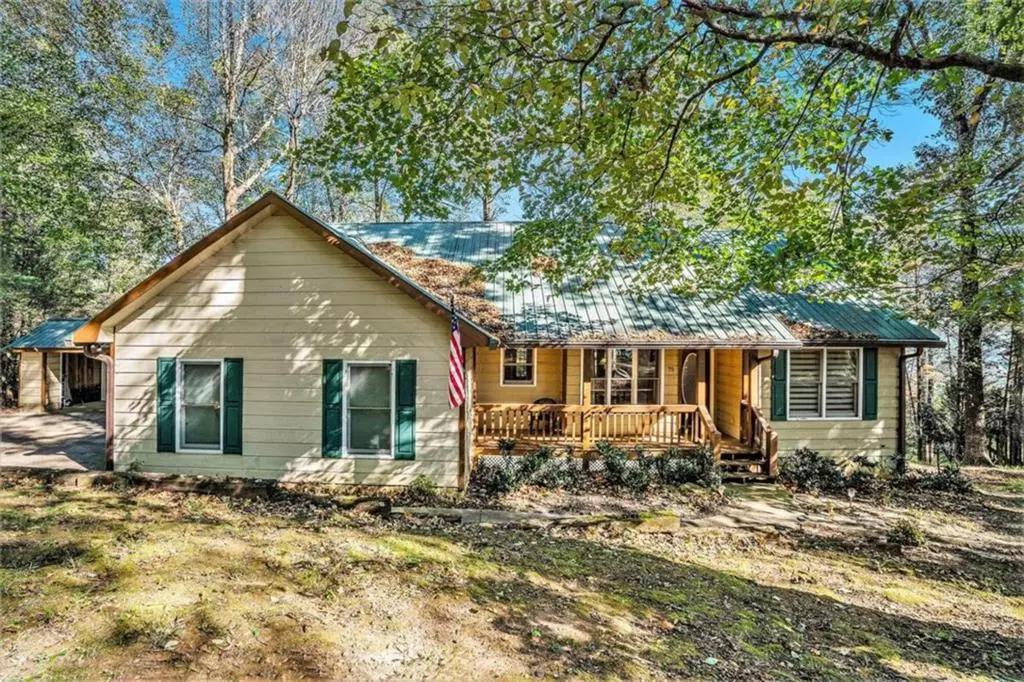 Ellijay, GA 30536,75 Walnut RDG