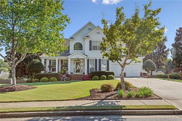 5585 Kennemore DR, Alpharetta, GA 30004