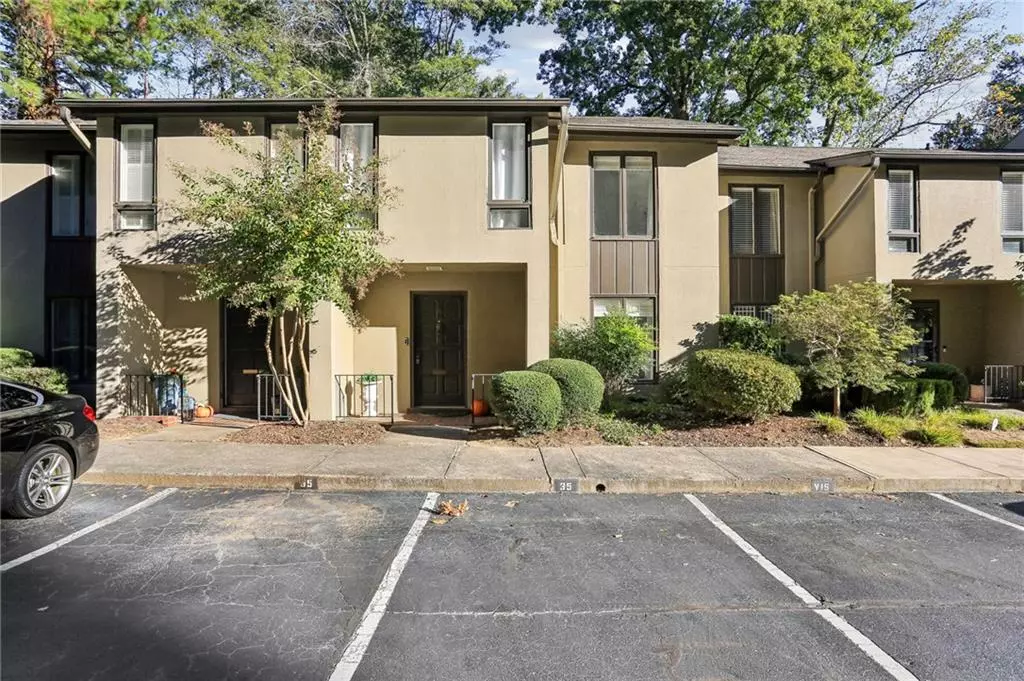 Atlanta, GA 30342,35 Ivy TRL NE