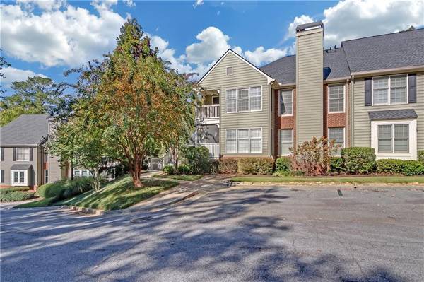 900 Camden CT NW, Atlanta, GA 30327