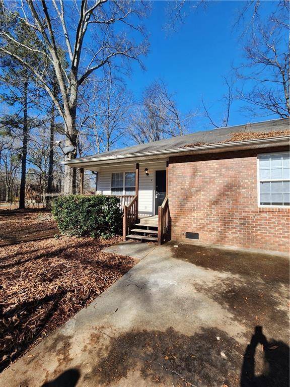 215 Green Acre LN #B, Cartersville, GA 30121