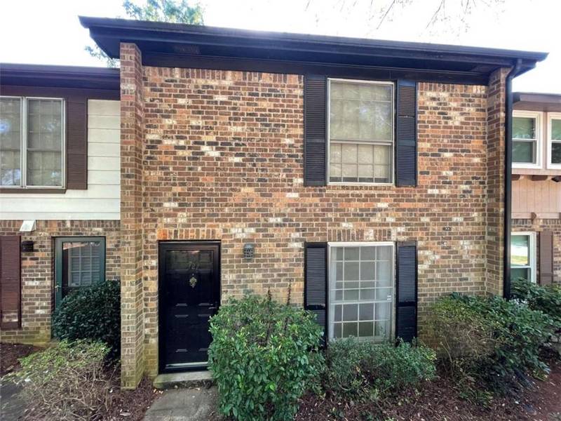 727 Garden View DR, Stone Mountain, GA 30083