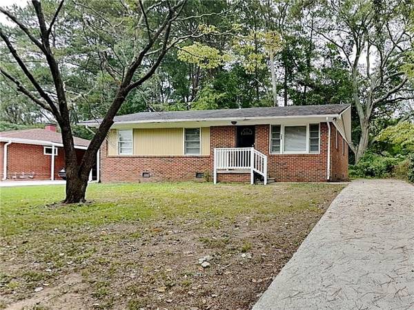 388 Woodstock DR SW, Atlanta, GA 30331