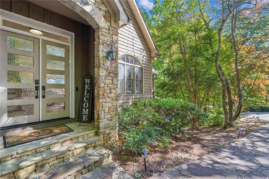 106 Mcelroy Mountain DR, Big Canoe, GA 30143