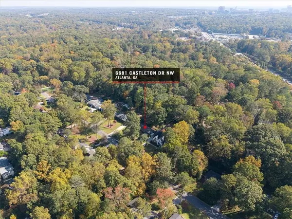 Atlanta, GA 30328,6681 Castleton DR