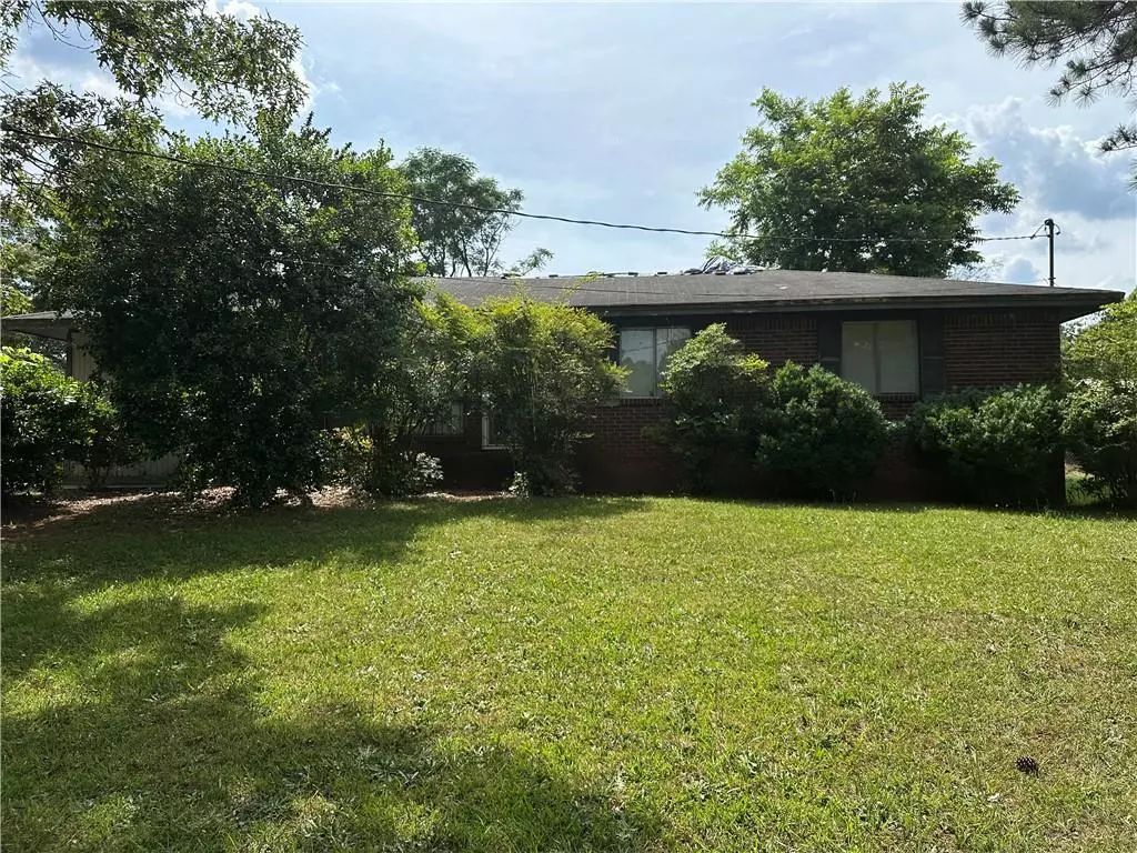 Stockbridge, GA 30281,27 Love DR