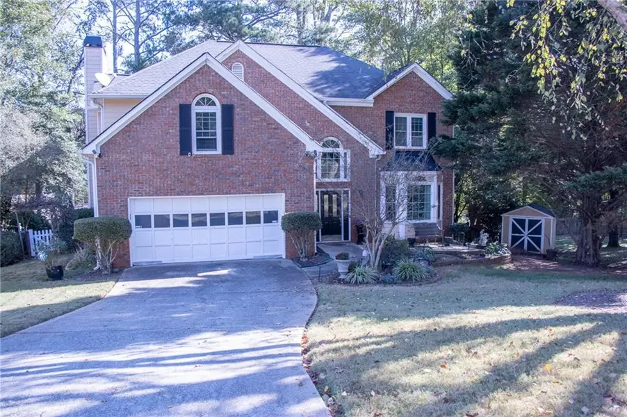 1563 Poplarwood LN NW, Lawrenceville, GA 30043