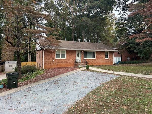 2059 Clearwater DR SE, Marietta, GA 30067