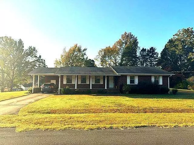 67 Henton RD, Rome, GA 30161