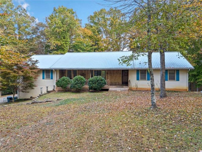 627 Ammons DR, Waleska, GA 30183