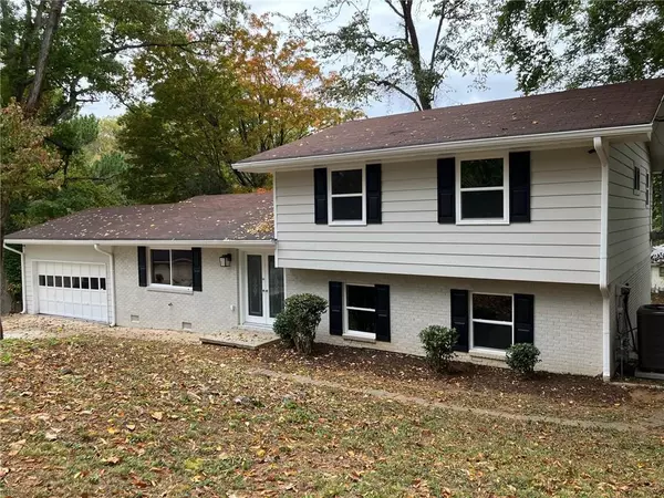 3666 Elkridge DR,  Decatur,  GA 30032