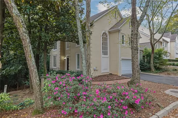 Sandy Springs, GA 30328,10 Braemore DR