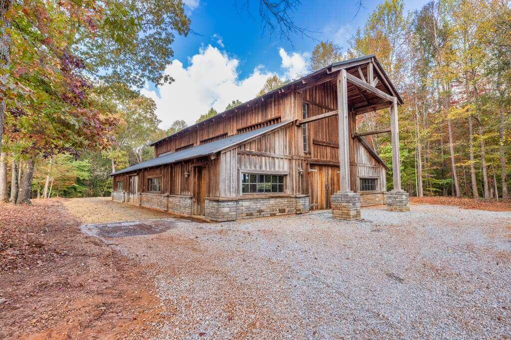 97 Cedar Station DR, Nicholson, GA 30565