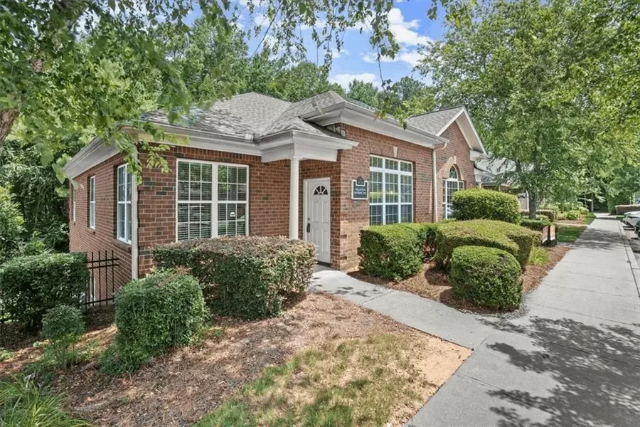 11539 Park Woods CIR #201-2, Alpharetta, GA 30005