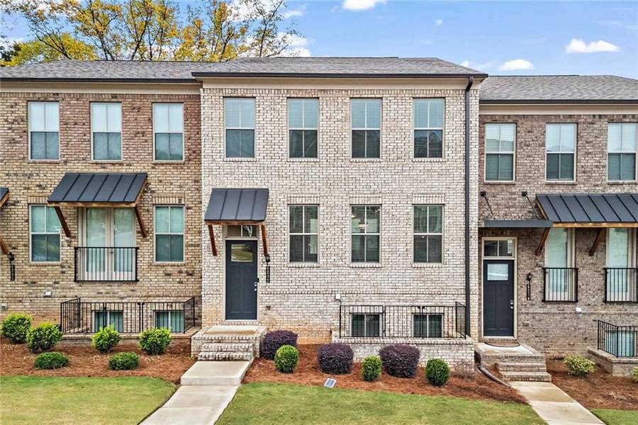 4232 Hickory Pine ALY, Atlanta, GA 30360