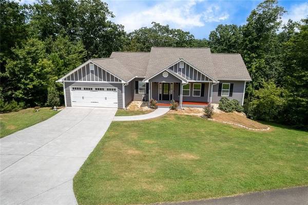 77 Winchester RDG S, Jasper, GA 30143