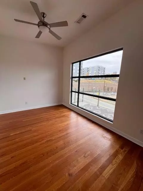 Atlanta, GA 30312,472 Martin ST SE #3