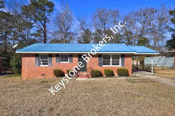 2682 Tredway DR, Macon, GA 31211