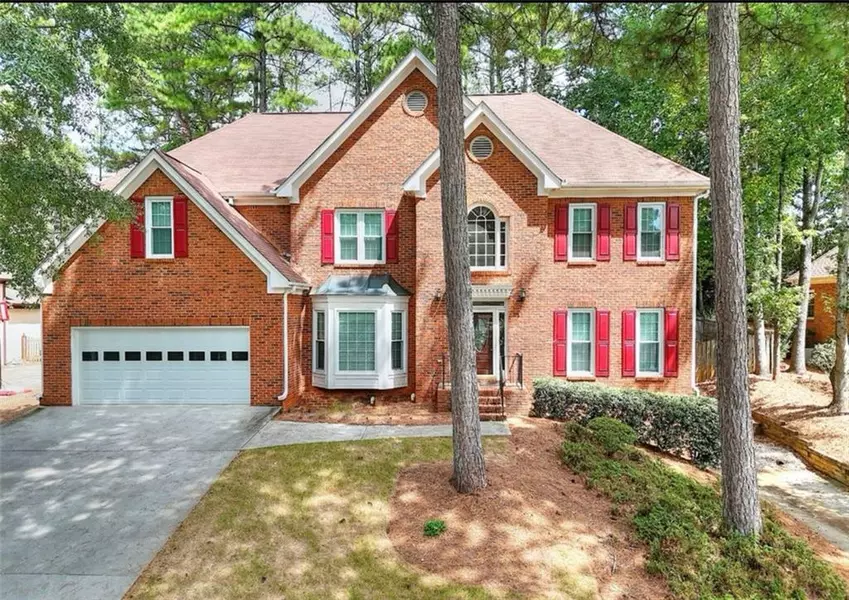 386 Coopers Pond DR, Lawrenceville, GA 30044