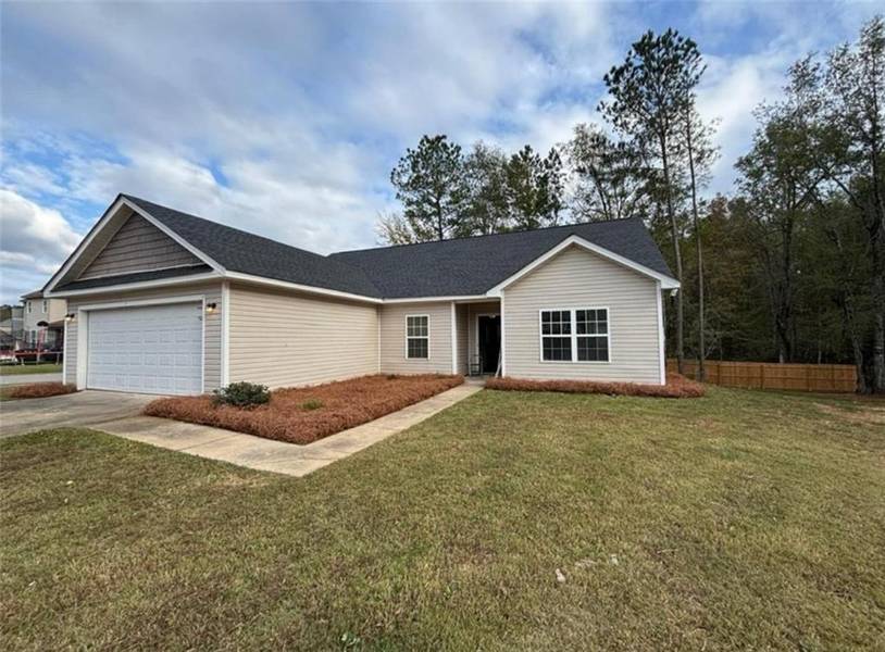 425 Mossy LN, Gray, GA 31032