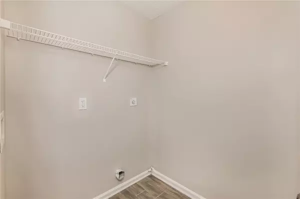 Lithonia, GA 30058,611 Shadow Valley CT