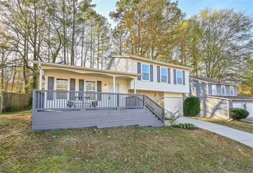 5656 La Fleur TRL, Lithonia, GA 30038