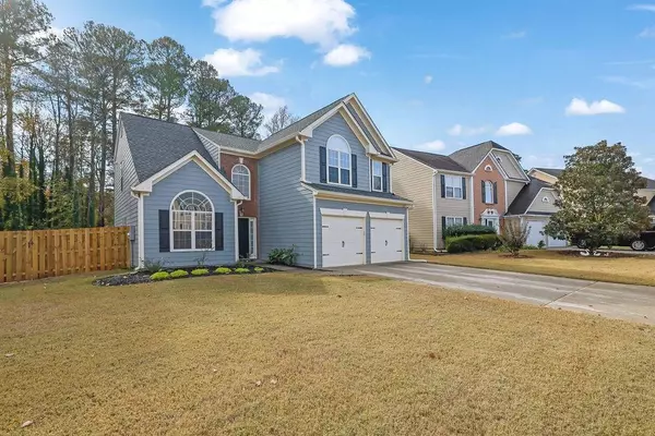 1055 Laurel Cove DR, Snellville, GA 30078