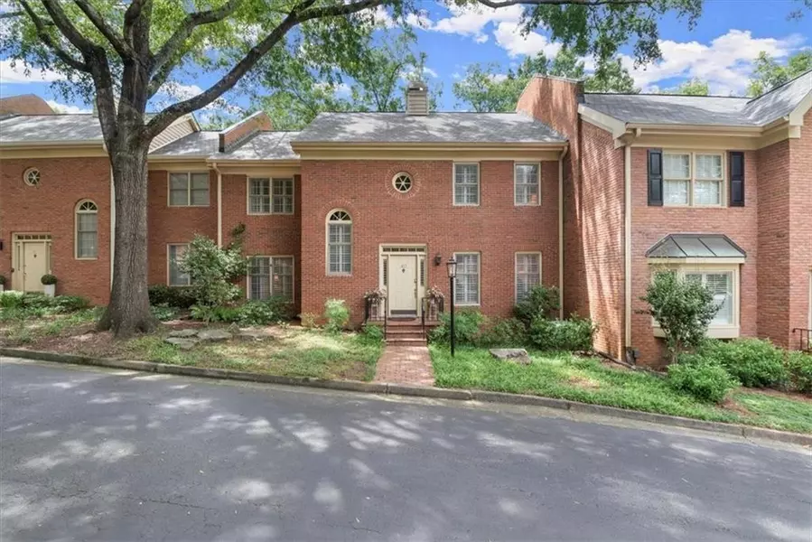 40 Ivy Chase NE, Atlanta, GA 30342