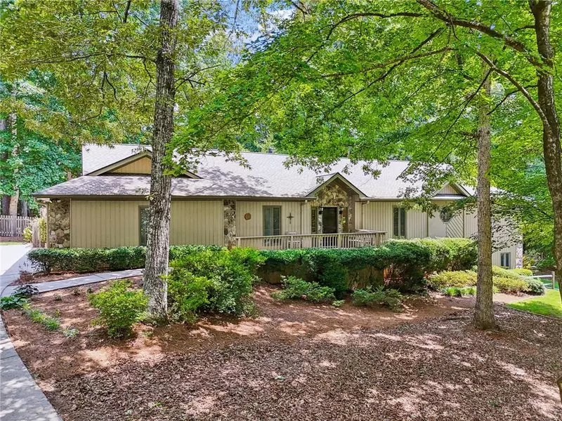 211 Black Kettle LN, Alpharetta, GA 30022