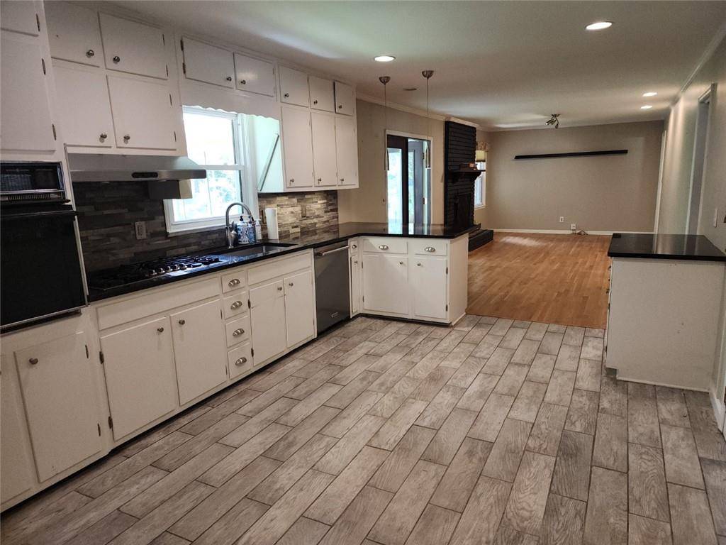 Tucker, GA 30084,2479 Landeau CIR