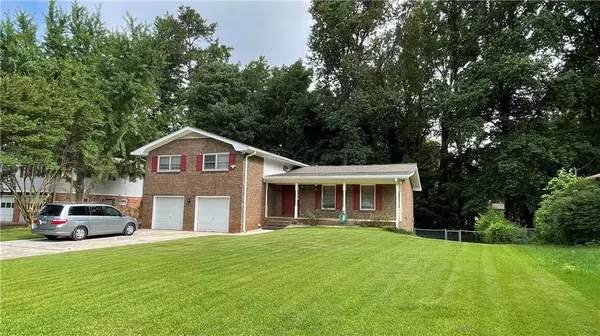 2071 Carthage RD, Tucker, GA 30084