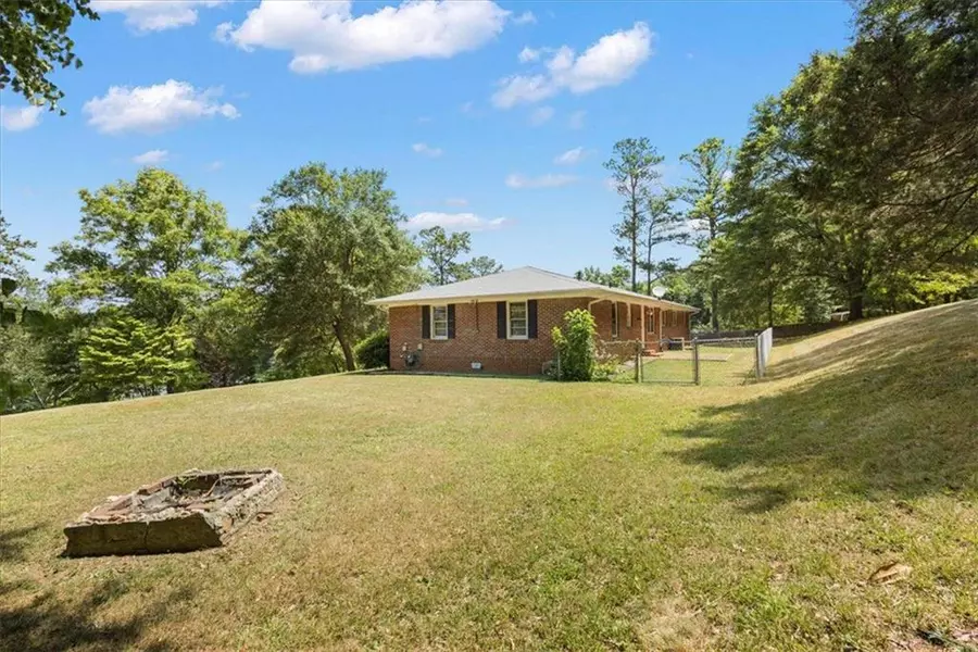 416 Carroll RD, Villa Rica, GA 30180